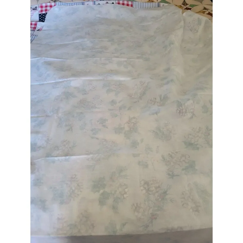Holiday Tablecloth Bundle 3 Fall Autumn Christmas Patriotic Vinyl Decor 52 x 70